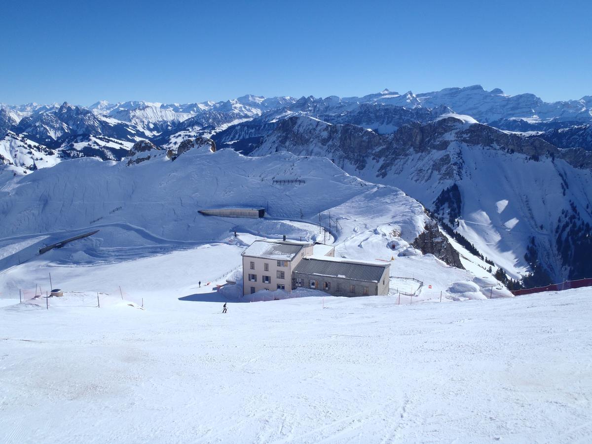 몽트뢰 Gais Alpins 빌라 외부 사진